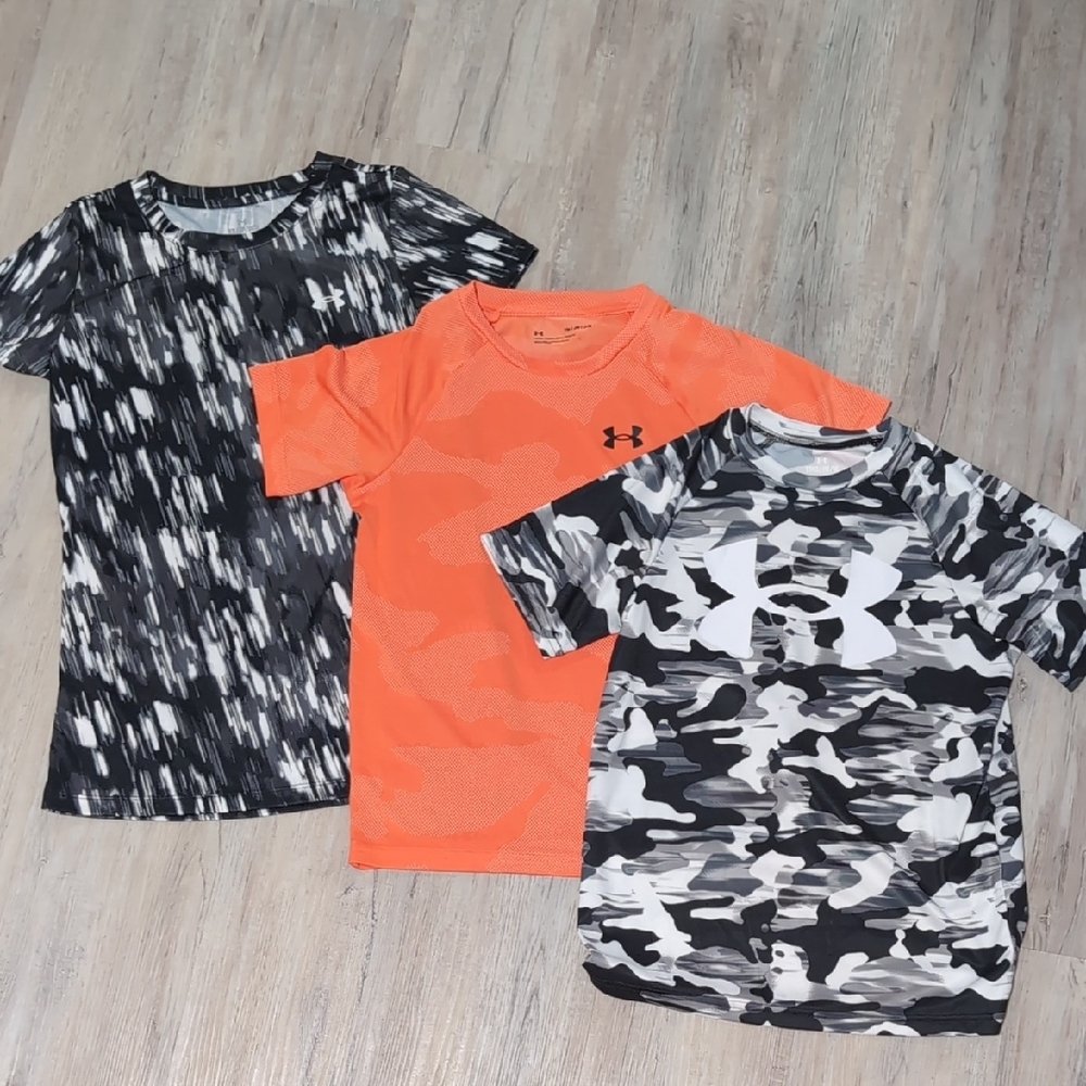 NWOT Under Armour Bundle Of 3 Short Sleeve Shirts Youth Medium Camo + Women's XS